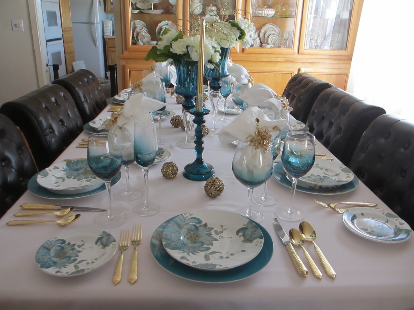 The Welcomed Guest: Teal Blue Tablescape