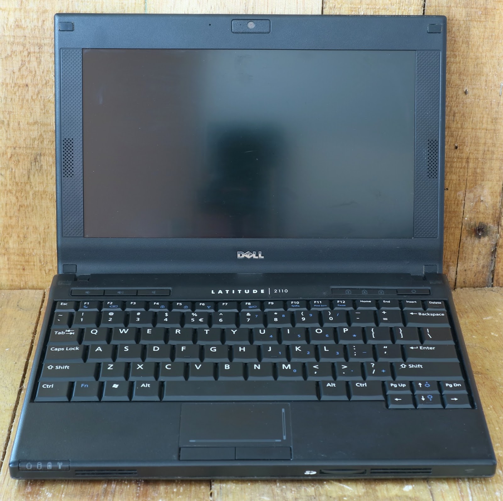 Jual Notebook DELL Latitude 2110 Bekas | Jual Beli Laptop Bekas, Kamera ...