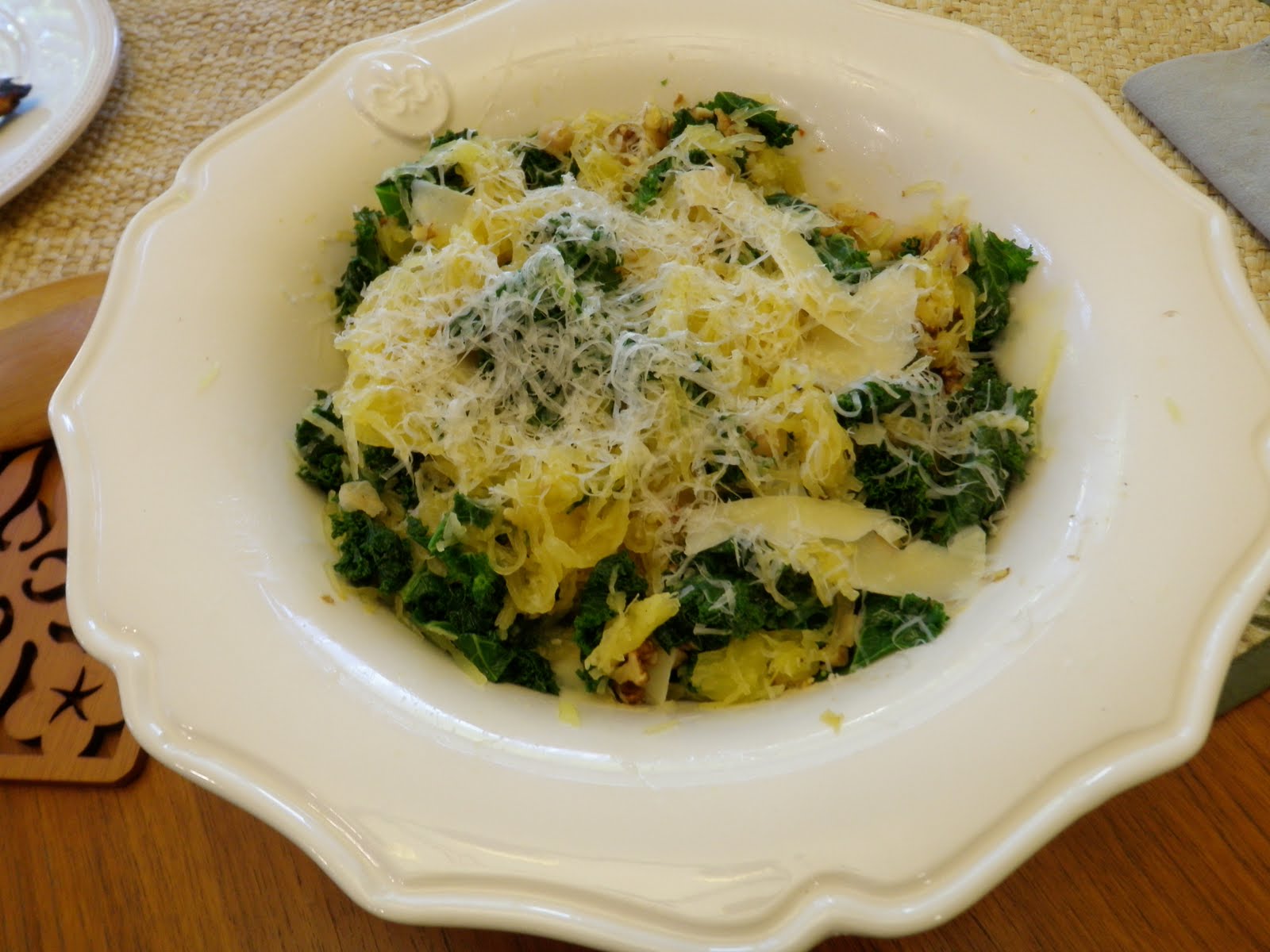 A Blonde's Logic: Spaghetti Squash& Kale