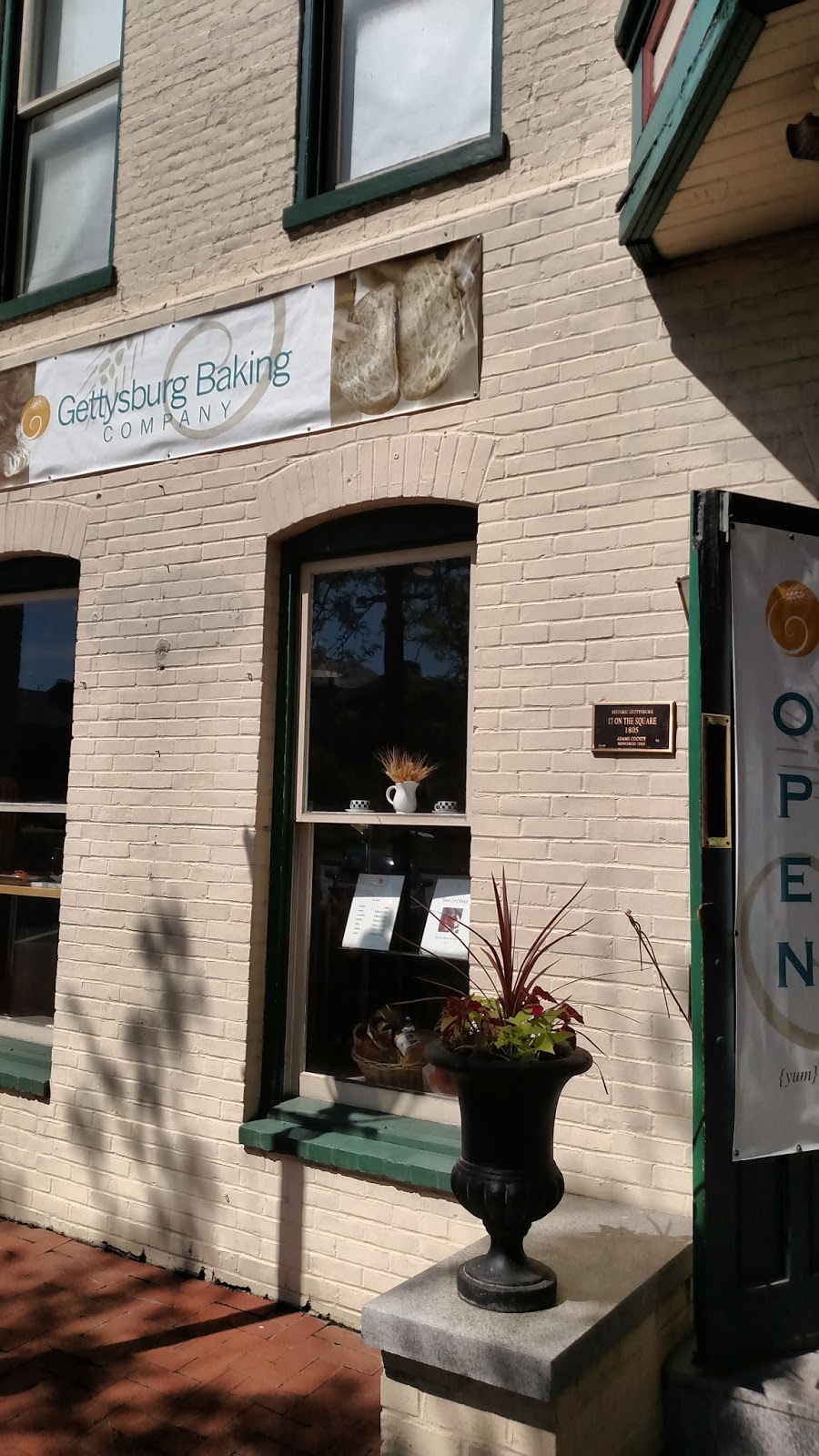 PIG OUT SPOTS Gettysburg Baking Co. (Gettysburg, PA)