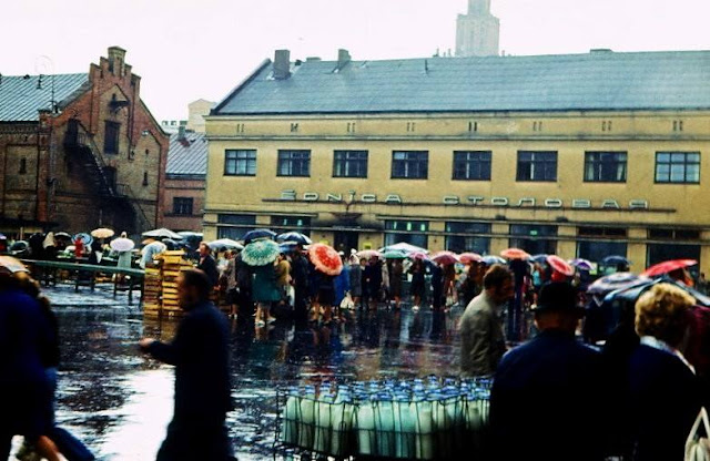 1977 год. Рига. Рынок. Столовая... И простокваша