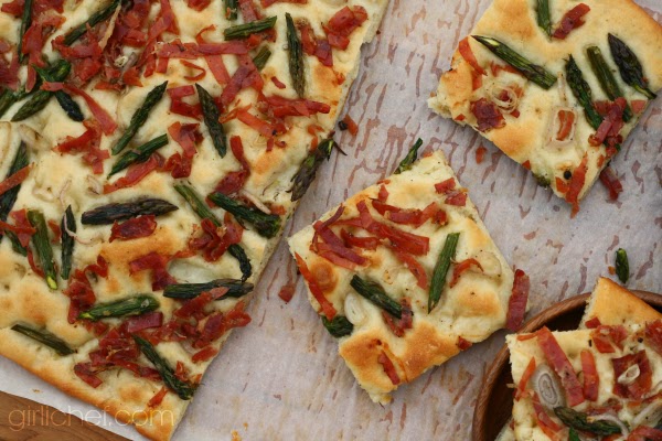 <b>Fast Focaccia with Prosciutto, Asparagus, and Shallots</b> #passtheprosciutto