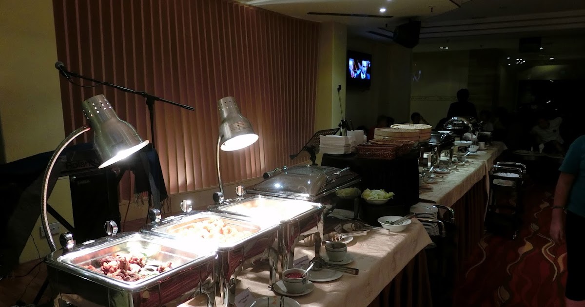 Hitea buffet at Hotel Miramar