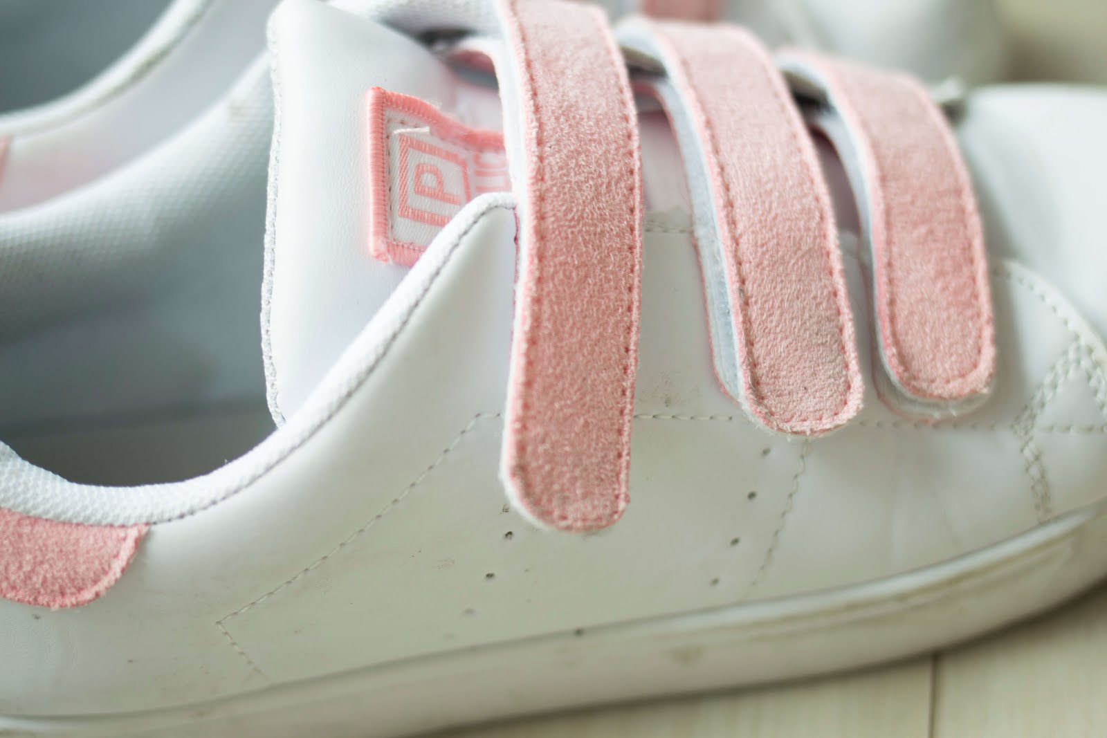 baby pink velcro trainers fashion blogger style