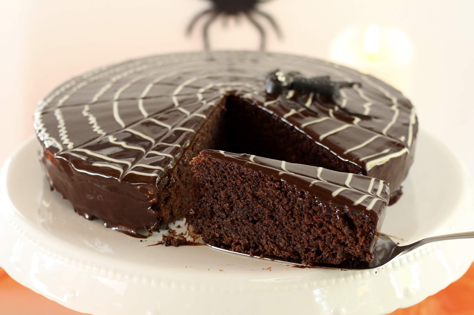 spinnennetz torte die kostliche ruck zuck sachertorte mit spiderweb zu halloween mit video und wilden partyfotos sugarprincess