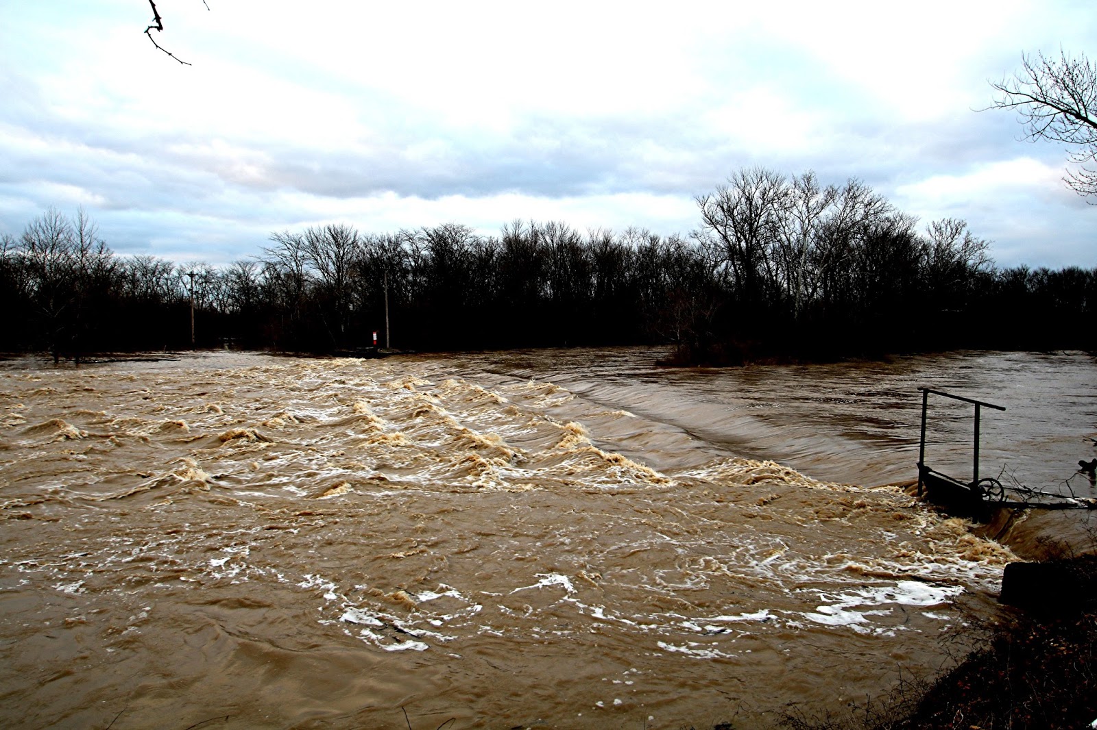CordrySweetwater News EDINBURGH BLUE RIVER DAM