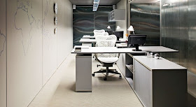 بيوت فاخرة مصممة من حاويات بالية