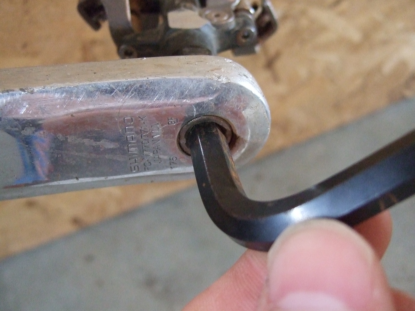 Benno's Blog & More How To Install/Remove pedals (like a boss)