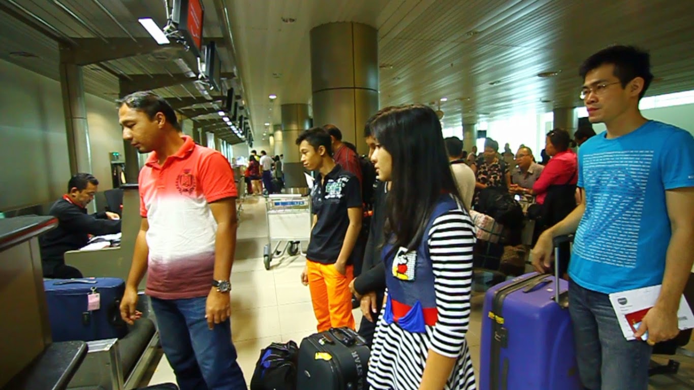 Team Sarawak di Lapangan Terbang Sibu