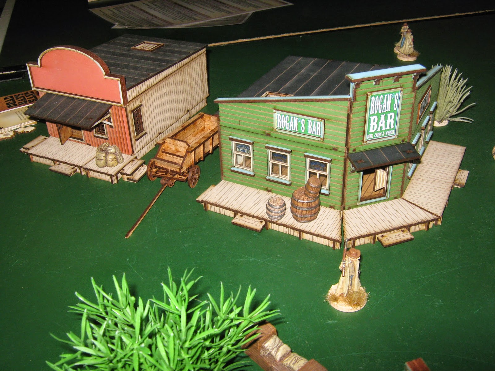 The Miniatures Man Dead Man’s Hand at Flemcon, more Kickstarters and a