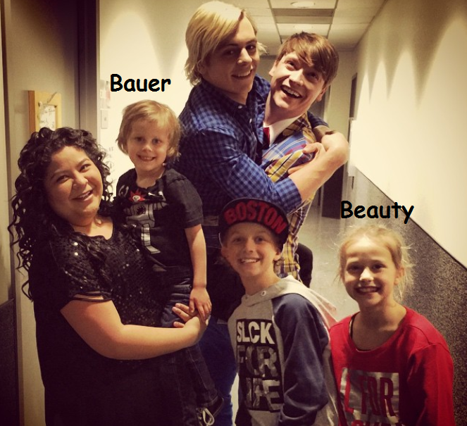 Ross Lynch fanclub: Kuzyni Lynchów - Mini R5 :)