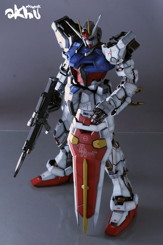 GUNDAM GUY: PG 1/60 GAT-X105 Strike Gundam - Painted Build