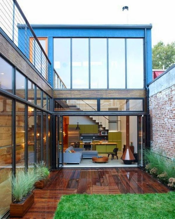 Create a natural connection with nature through glass facades