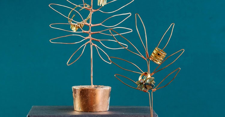 Make Wire Leaf Sculptures for Jewelry Display / The Beading Gem