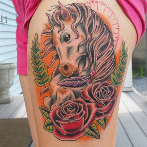 kadın üst bacak at dövmesi woman upper leg horse tattoo kadın üst bacak at dövmesi woman upper leg horse tattoo