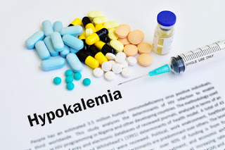 What-are-the-risks-associated-with-hypokalemia