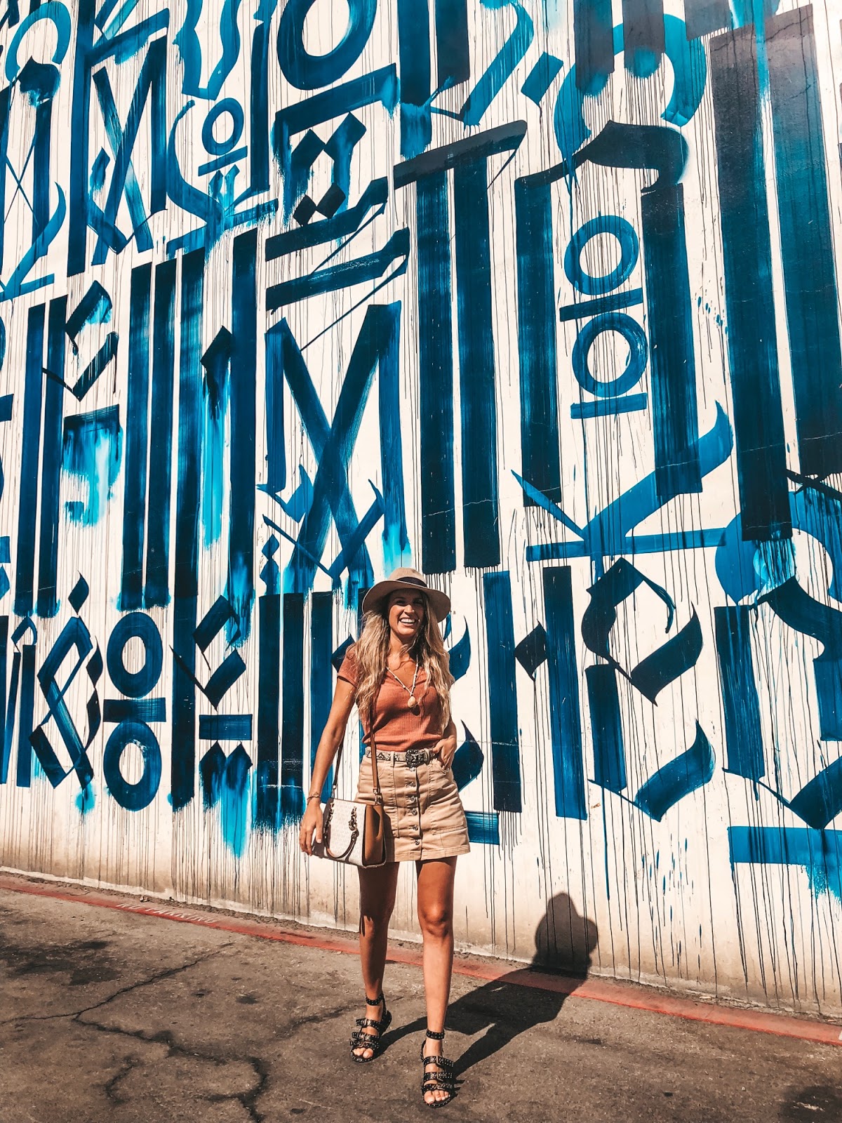 Los murales más fotografiados de Los Ángeles Mi tacón de quita y pon