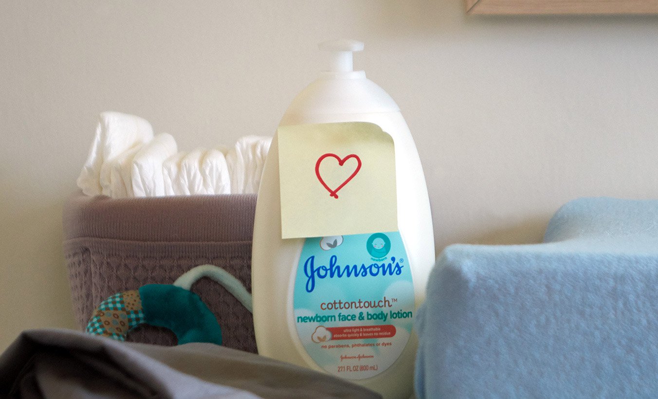 FREE JOHNSON’S COTTONTOUCH Newborn Lotion Sample at Walmart Freeosk