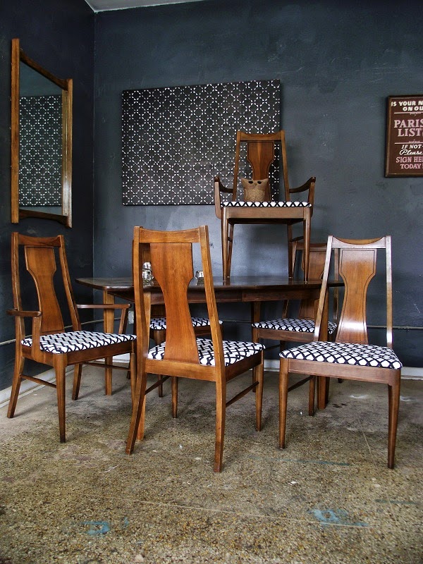 Vintage Ground Beautiful Mid Century Dining Set 6 Chairs, Table w