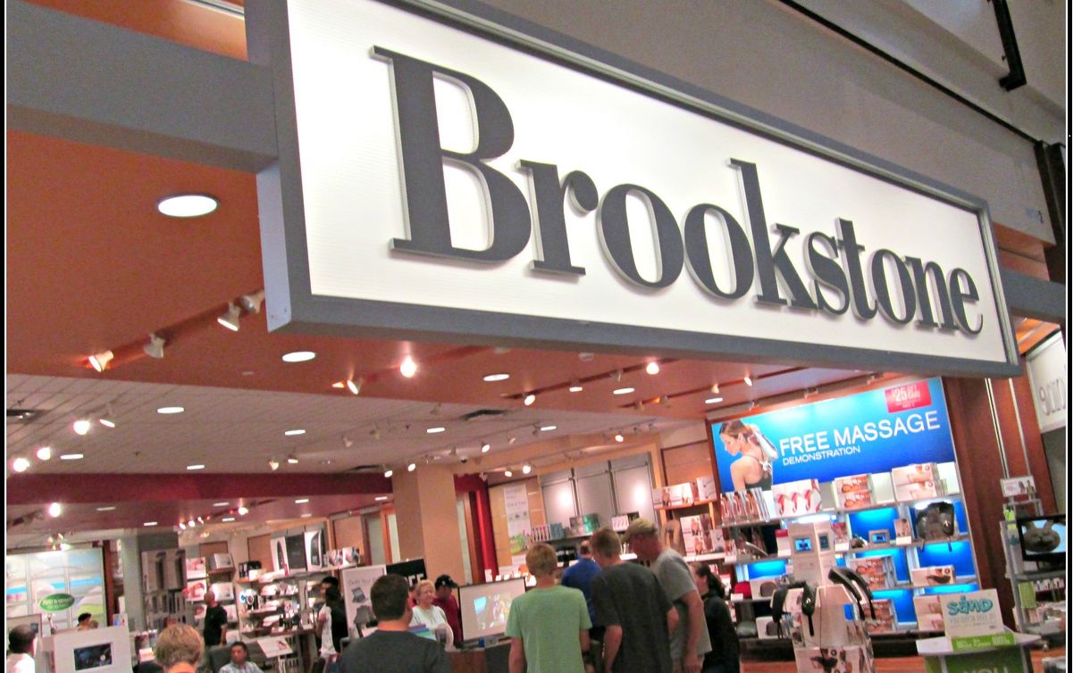 running store international mall