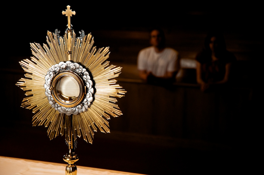 Reflections and Ruminations: Adoration of the exposed Blessed Sacrament