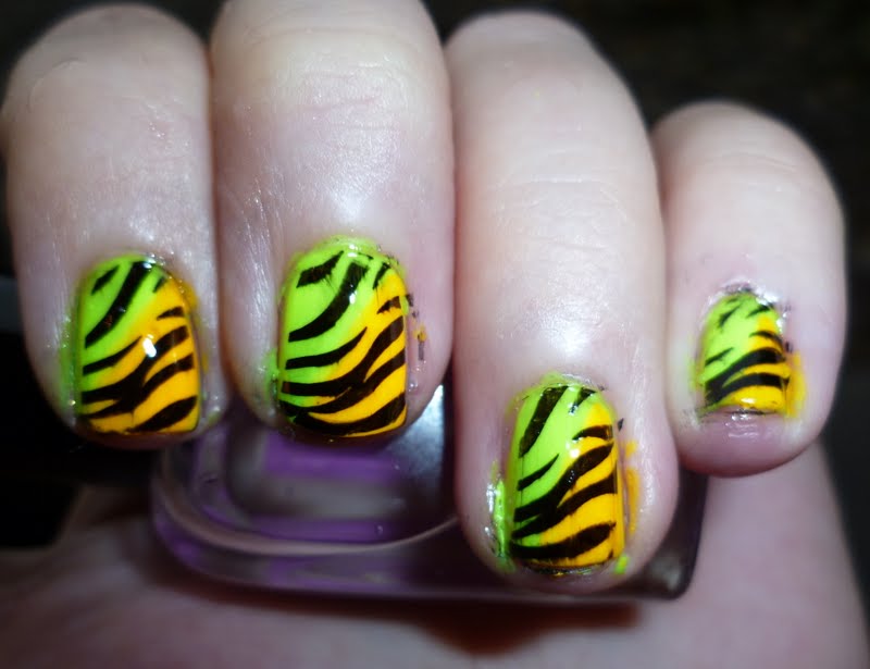 Glitter, Eyeliner & Rock 'n' Roll: 80's Nails Part 2 - Neon Wild Cat