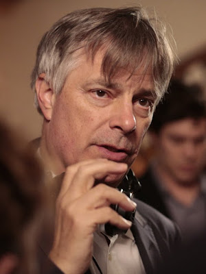 Whit Stillman on the set of Love and Friendship
