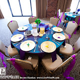 Peacock Themed Table Decorations / 5 Unique Dinner Party Table Decorations That Will "WOW ... / Its exquisite coloring has inspired numerous designers from various fields of activity.