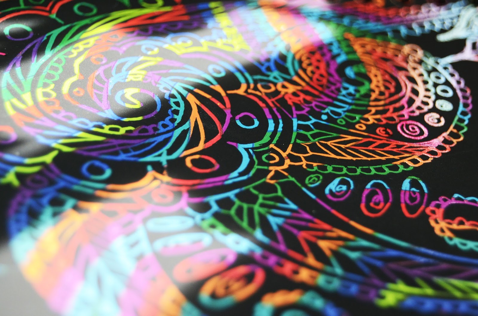 Free Teaching Themes Crayon Resist, Design