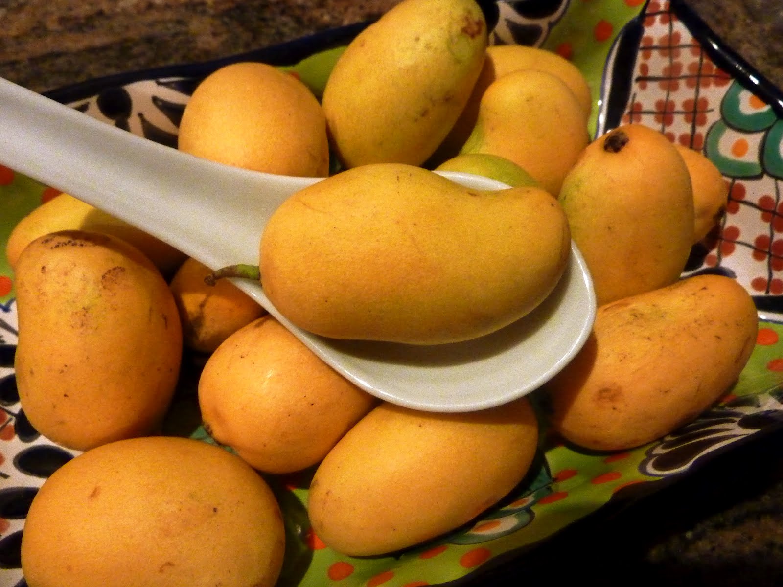 Nancyland, Vancouver Foodie Fun Baby Mangos! Awwwww!