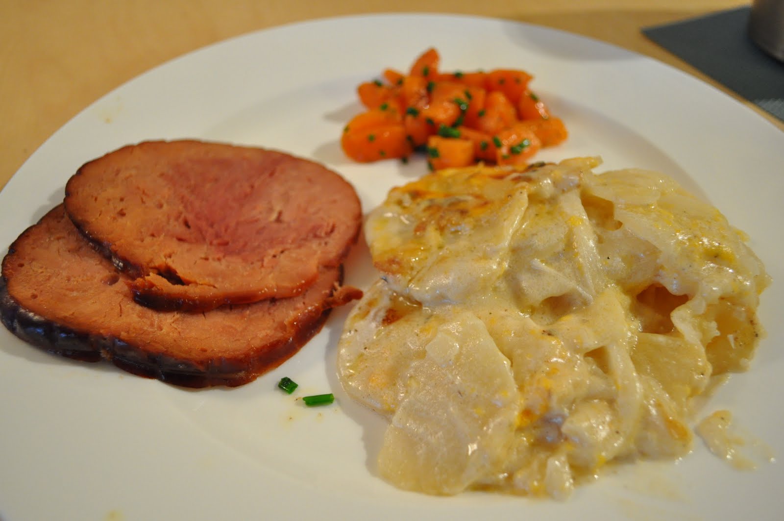My Tiny Oven Ham and Scalloped Potatoes