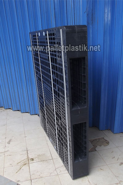 pallet plastik bekas