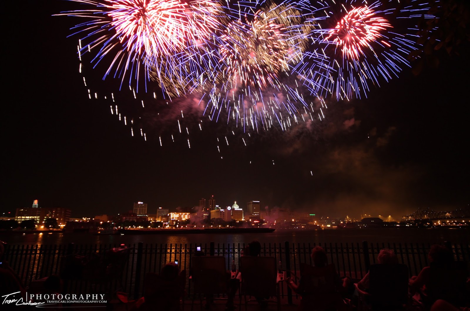 Travis Carlson Photography Blog 07/04/10 4th of July Fireworks