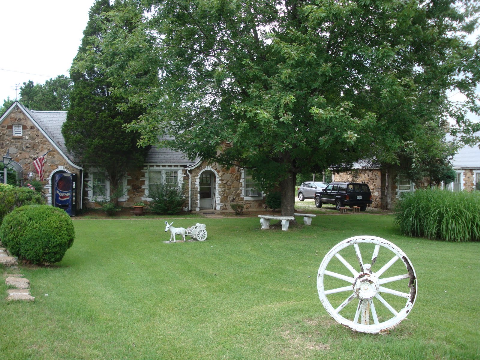 Tbirdonroute66 WAGON WHEEL MOTEL CUBA, MISSOURI