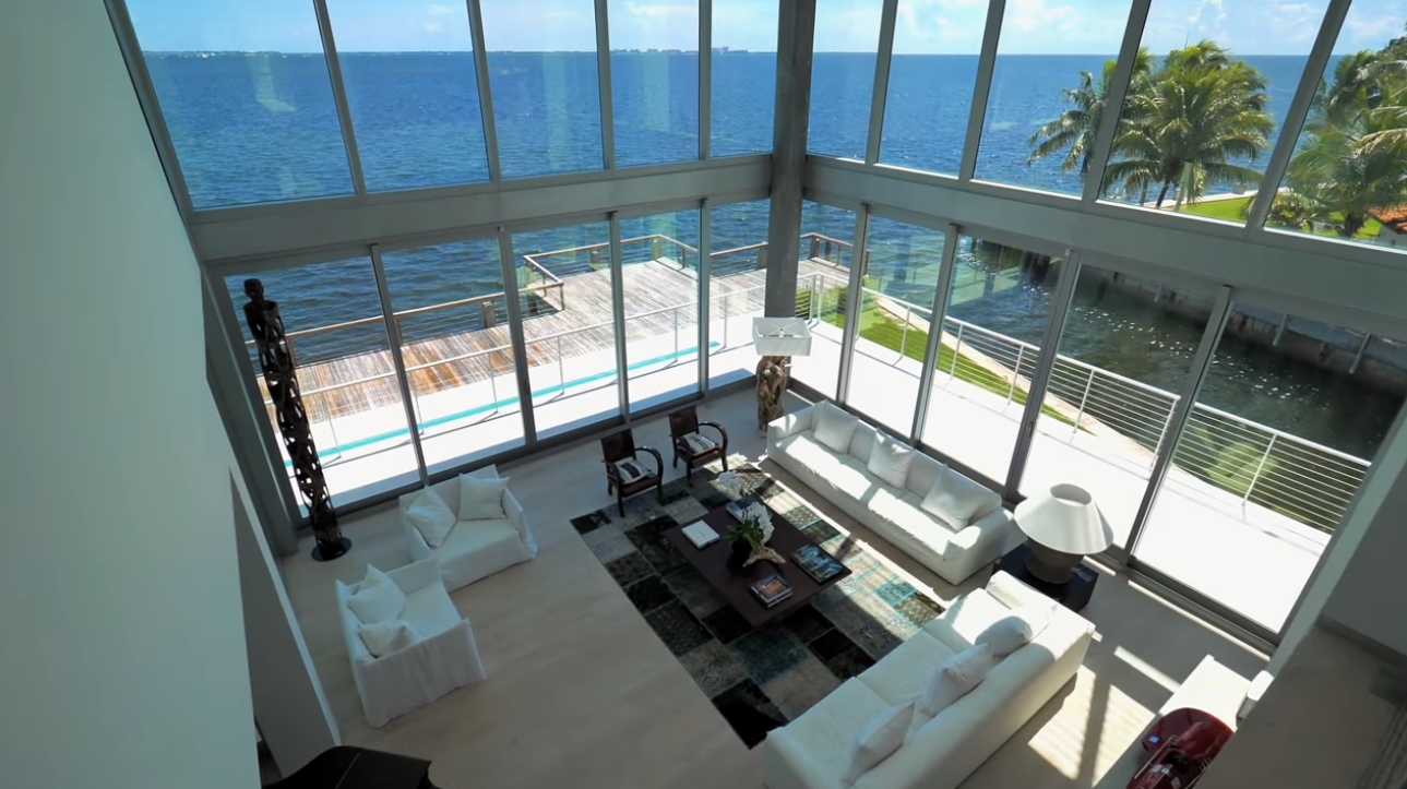 29 Photos vs. 3550 Matheson Ave | Miami - Contemporary Bayfront Property - Luxury Home & Interior Design Video Tour 29 Photos vs. 3550 Matheson Ave | Miami - Contemporary Bayfront Property - Luxury Home & Interior Design Video Tour