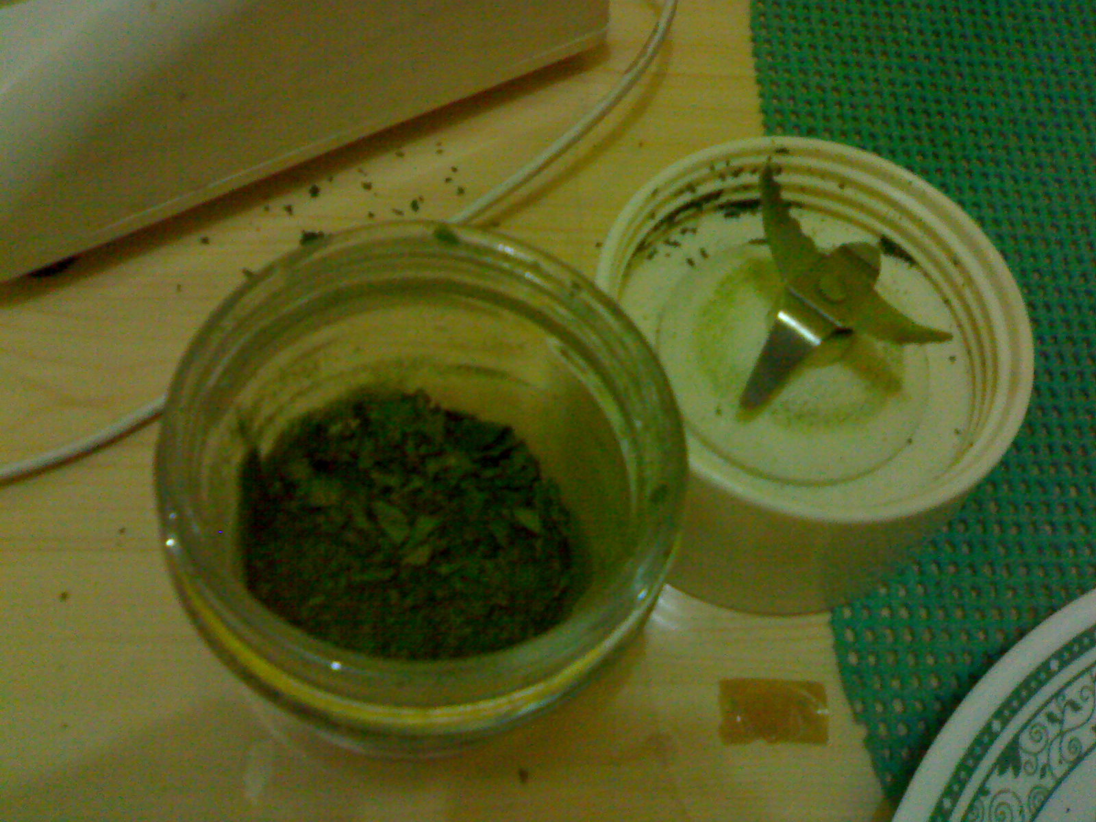 Captures How To Make Malunggay Capsule