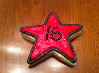 Michelle's Sweets N Treats: Sweet 16 Cookies