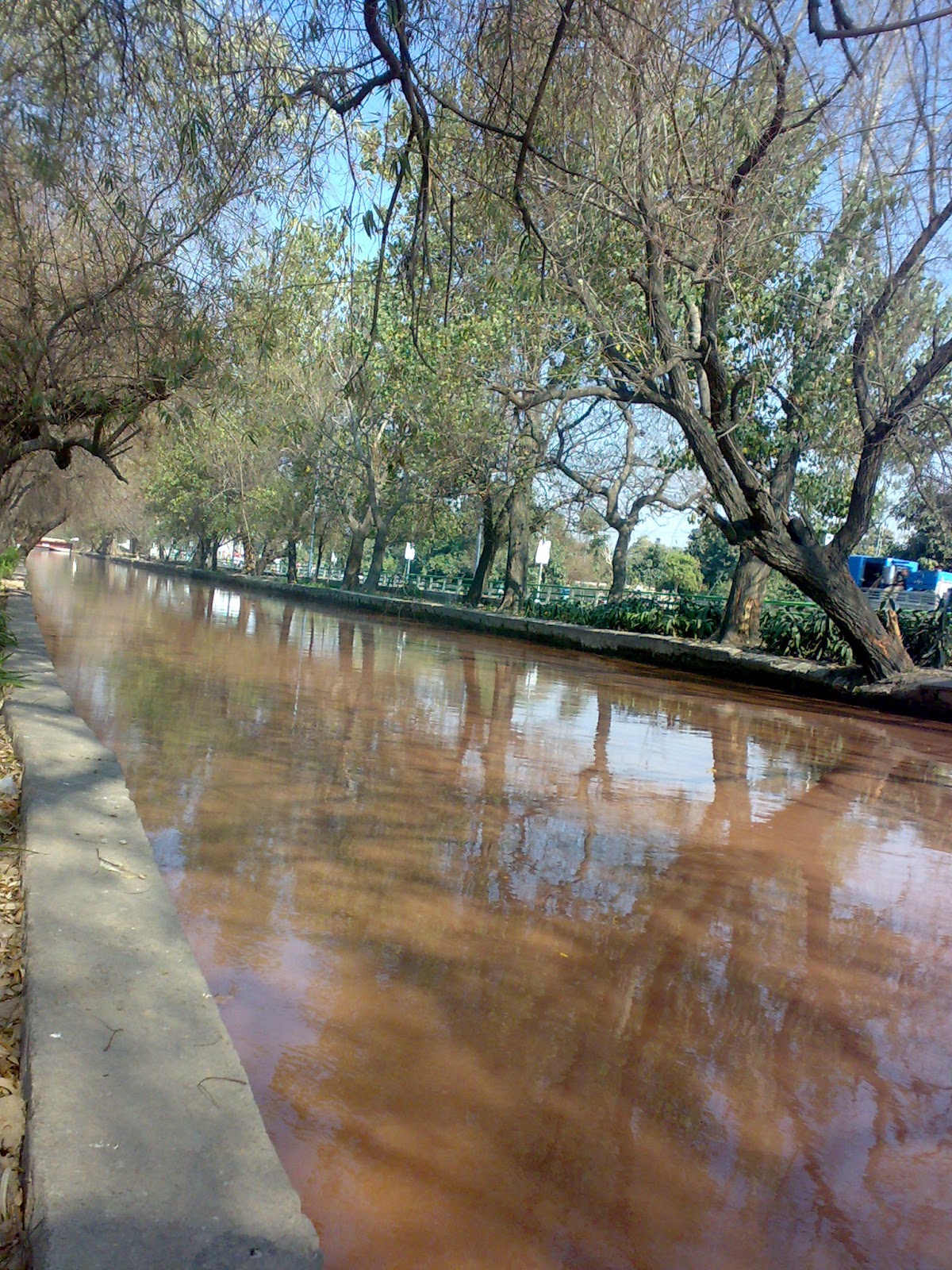 To Pakistan Lahore Canal and its beauty