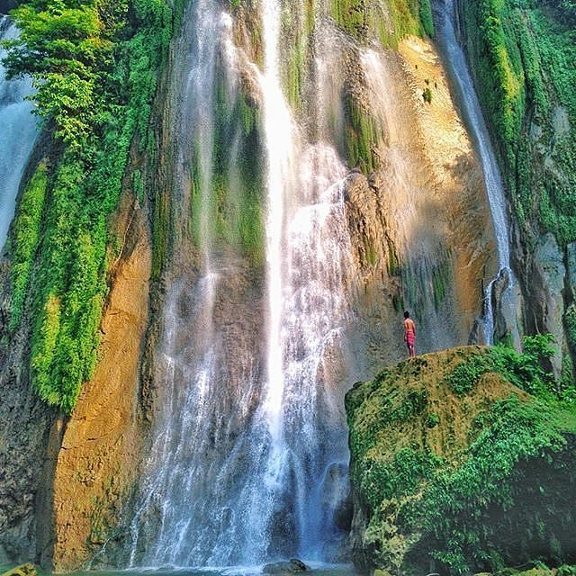 pemandangan dari dekat curug cikaso foto indah curug cikaso sukabumi jawa barat