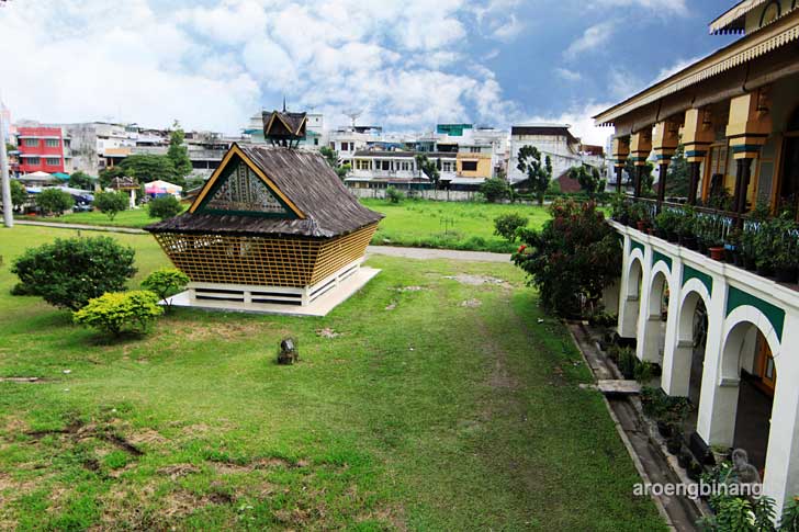 istana maimun medan