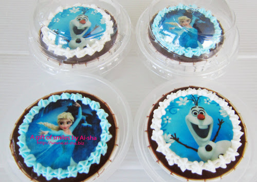 Cupcake Edible Image Frozen