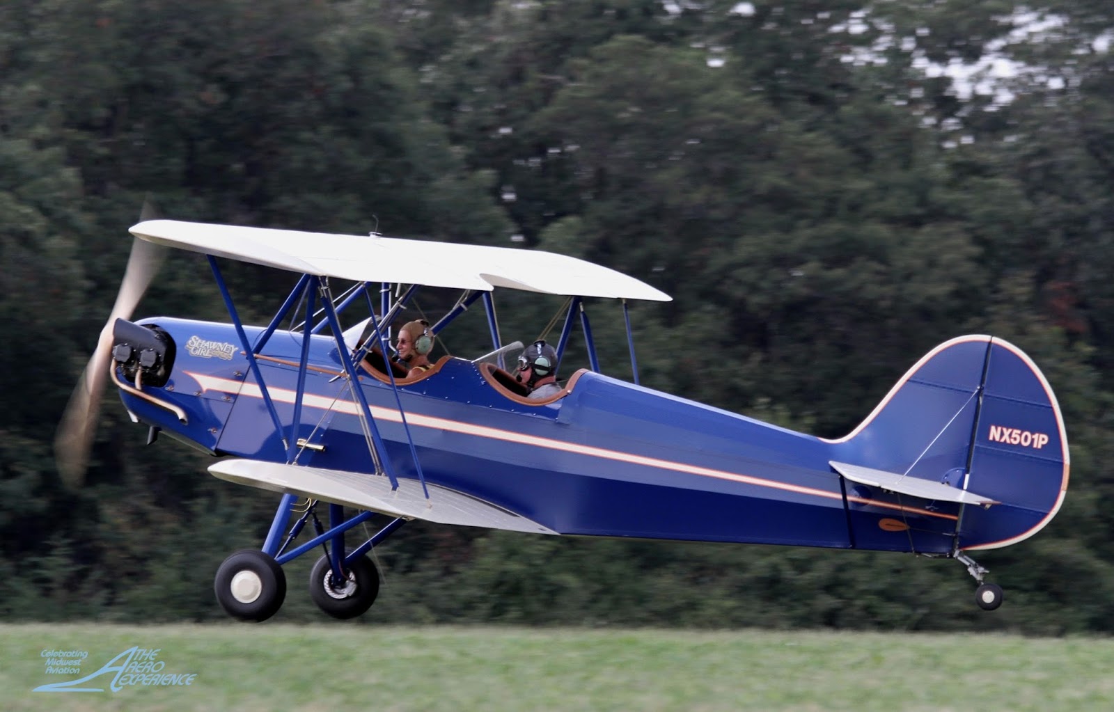 The Aero Experience Vintage Aircraft Looking Back on the Antique