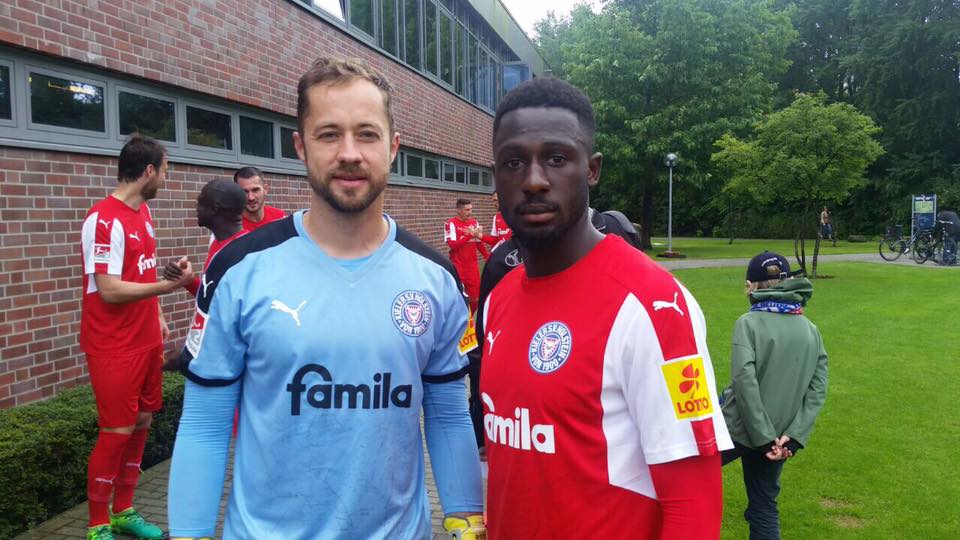 DFL Rejects Puma Holstein Kiel 17-18 2. Bundesliga Home Kit - Footy Headlines