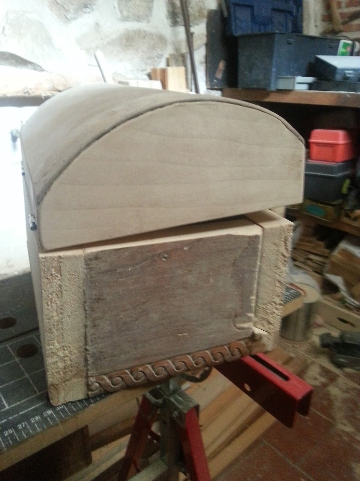 Crea construye recicla y restaura: Como hacer un cofre reciclando