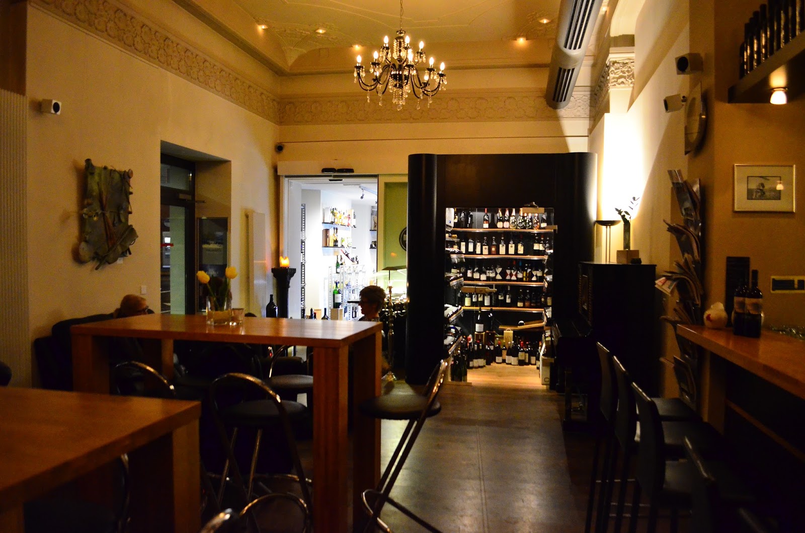 Hedofoodia WineArt VinothekLounge, Interlaken