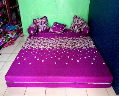 sofa bed inoac motif ungu bunga popy posisi kasur sofa bed inoac motif ungu bunga popy posisi kasur inoac