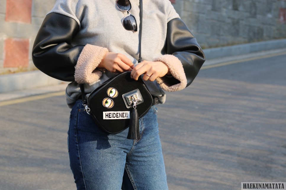 Heidenei Patch Crossbody Bag, Topshop Mom Jeans Heidenei Patch Crossbody Bag, Topshop Mom Jeans