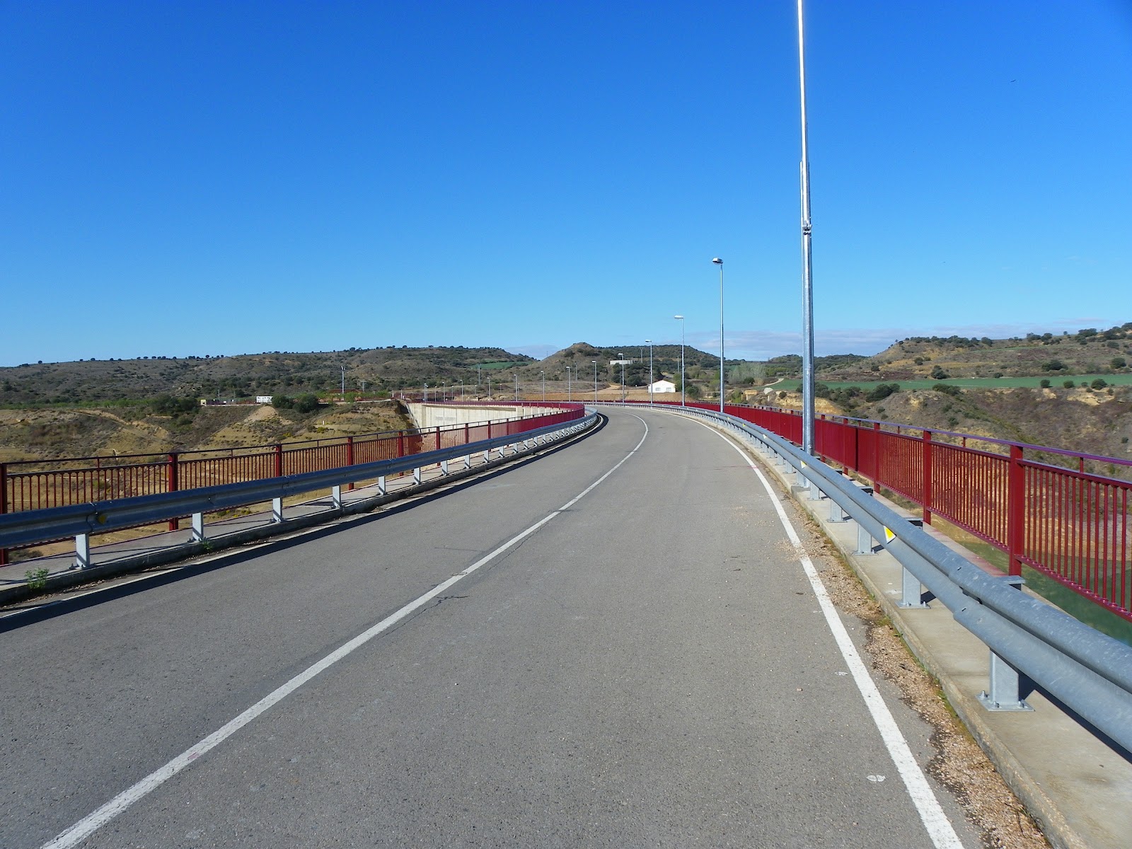 Presas y embalses Embalse de Montearagón