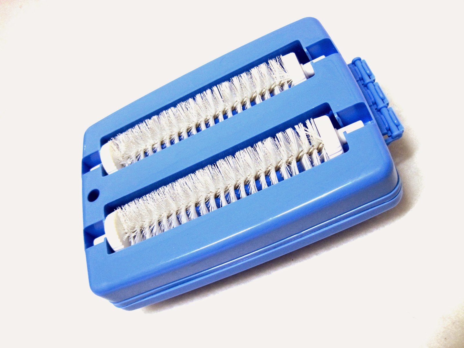 John Black Style's Korean Life Handheld Double Roll Brush Blanket Dust