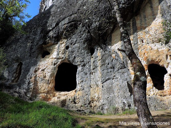 Cueva de Santorkaria, Laño, Condado de Treviño Cueva de Santorkaria, Laño, Condado de Treviño